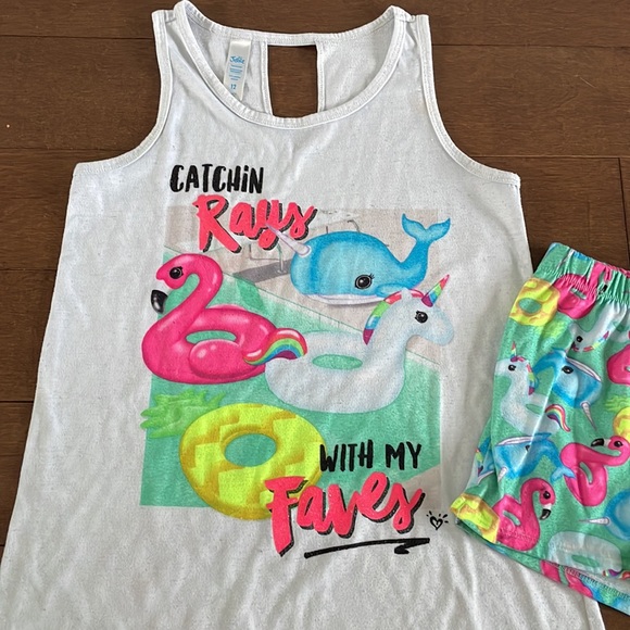 Catchin Rays With My Faves pajama - Picture 2 of 8